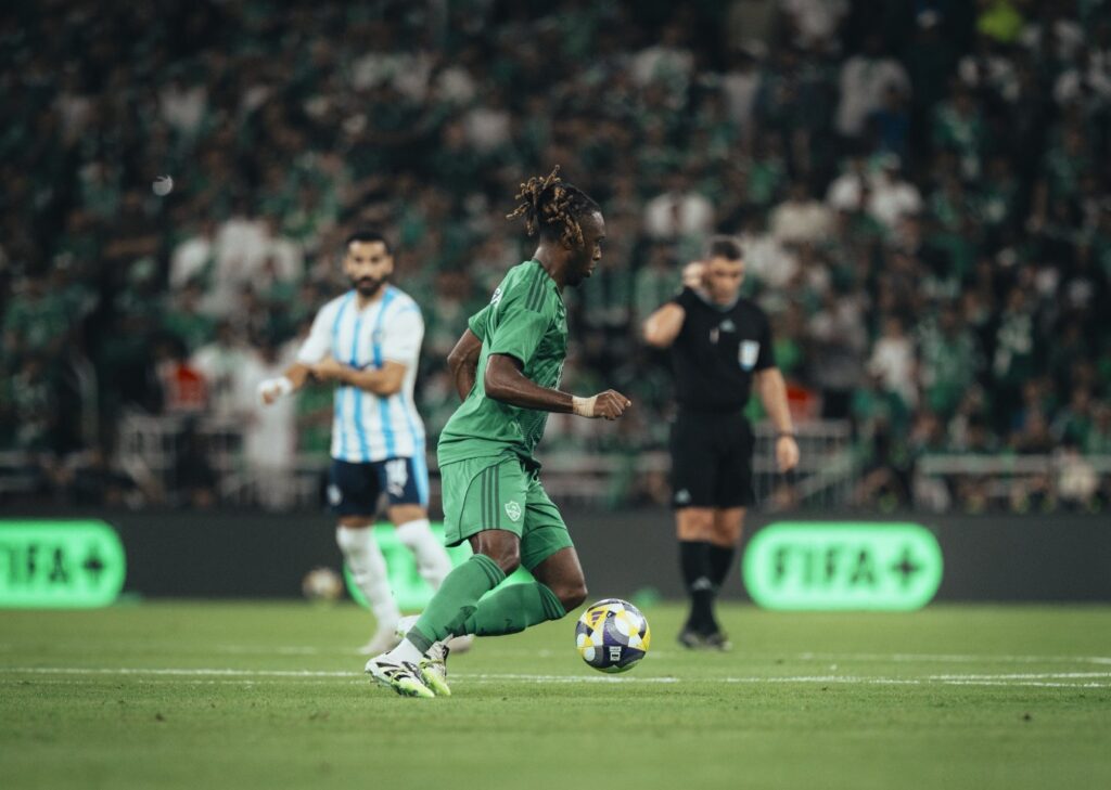 كورة استريم |بيراميدز يتوج بطلاً لكأس القارات الثلاث بعد انتصار تاريخي على الأهلي السعودي