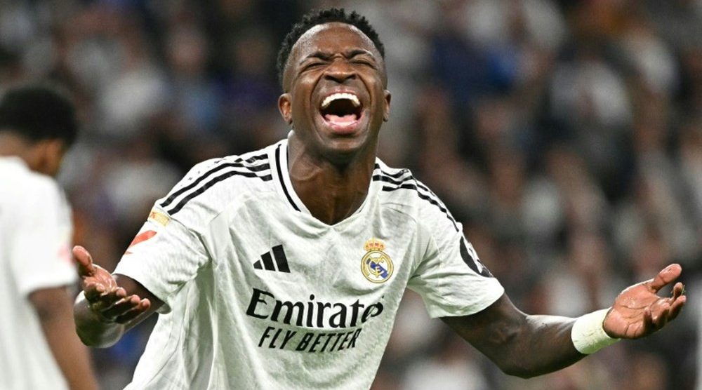 كورة استريم |ريال مدريد يبحث عن بديل لفينيسيوس ويضع إيرلينج هالاند في دائرة اهتمامه 
