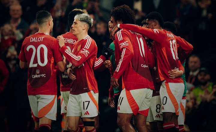 كورة استريم |مانشستر يونايتد يسعي لضم نجمهم السابق بعد تألقه مع نابولي بالفترة الأخيرة