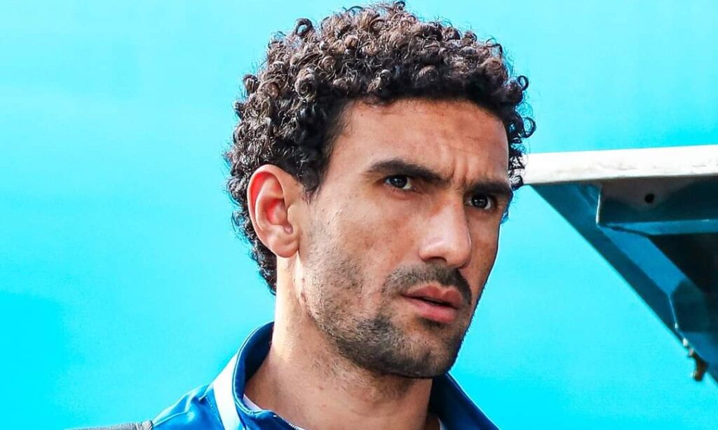 كورة استريم |محمد عواد يقرر الرحيل عن الزمالك وكواليس “القطيعة” مع الجهاز الفني