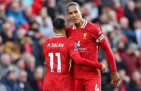 كورة استريم |انهيار الإمبراطورية”.. أسطورة هولندا يفتح النار على صلاح وفان دايك ويطالب بإقالة سلوت