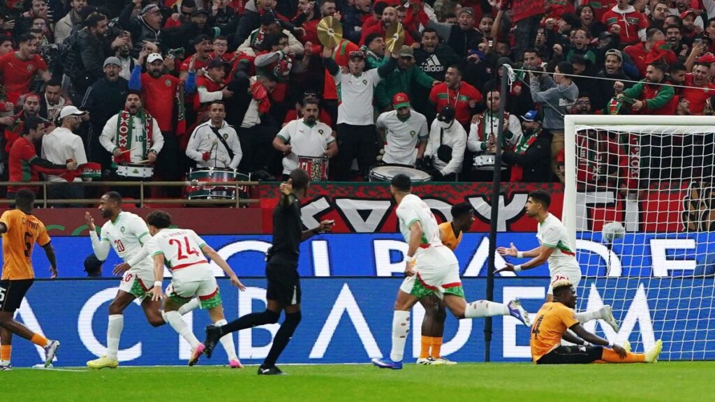 كورة استريم |المغرب يكتسح زامبيا بثلاثية ويتأهل لدور الـ16 في صدارة مطلقة