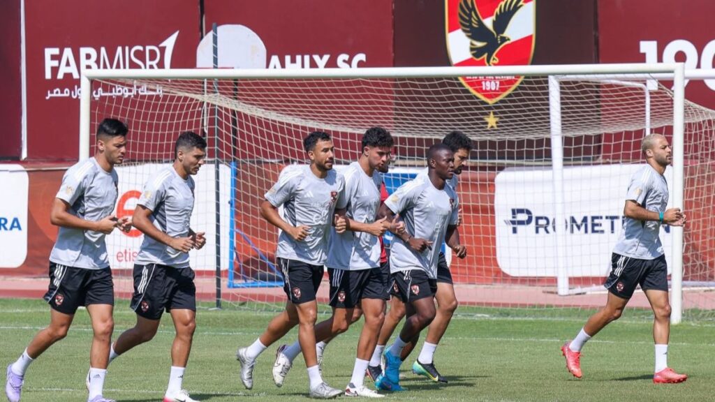 كورة استريم |قرار حاسم من توروب.. الأهلي يغلق باب الرحيل أمام نجم الفريق ويتمسك ببقائه