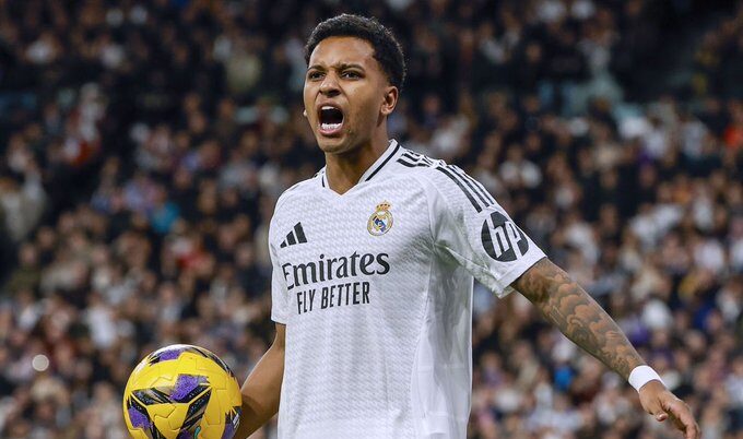 كورة استريم |رودريجو يكسر حاجز الصمت ويعتذر لجماهير ريال مدريد بعد كارثة بنفيكا