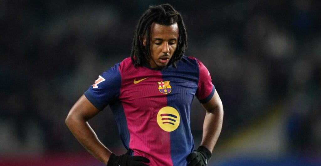 كورة استريم |صراع إنجليزي لضم جوهرة برشلونة.. هل يضحي البلوجرانا بجول كوندي لتأمين ميزانيته