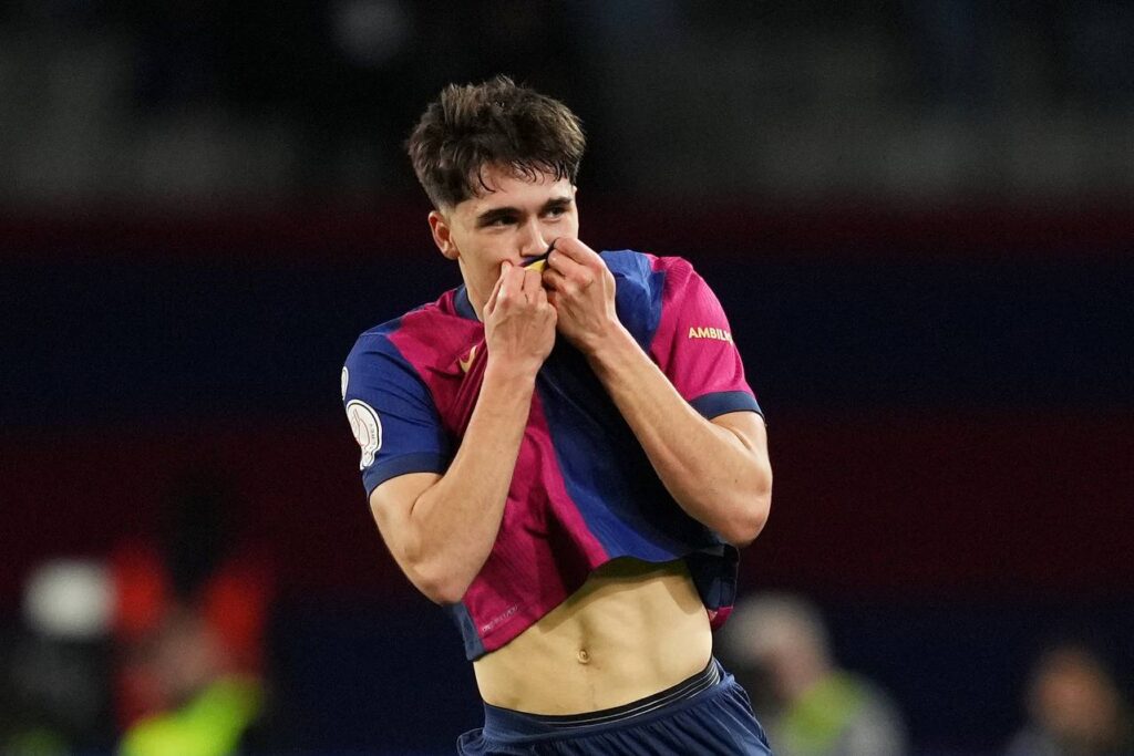 كورة استريم |الاتحاد الإسباني يُجيب.. لماذا استغرق الحكم وقتًا طويلًا في مراجعة هدف كوبارسي أمام أتلتيكو؟