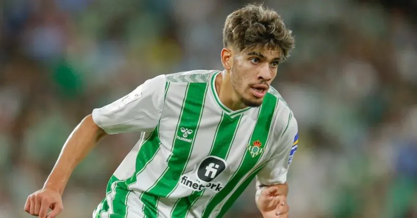 كورة استريم |الززولي مرشح لجائزة أفضل لاعب في الدوري الإسباني