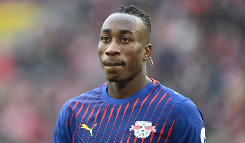 كورة استريم |تتنافس أندية بايرن والدوري الإنجليزي الممتاز