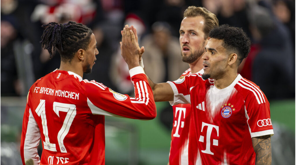 كورة استريم |ثلاثي بايرن ميونخ هاري كين ولويس دياز ومايكل أوليس يطاردون رقم MSN القياسي لبرشلونة