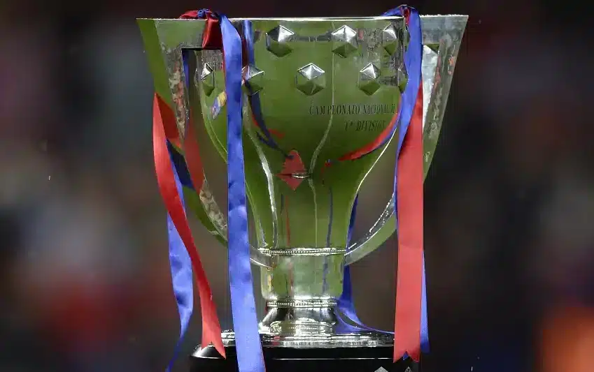 كورة استريم |رسميًا.. إيقاف مدرب في الدوري الإسباني 7 مباريات