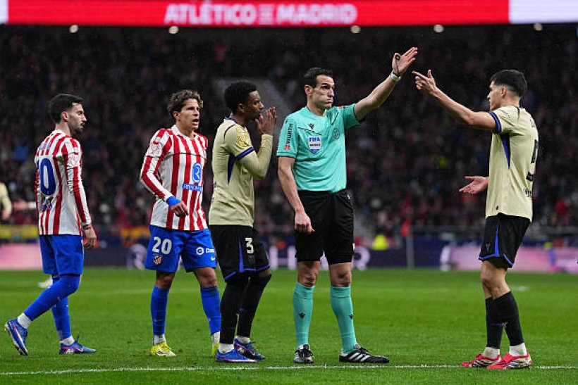 كورة استريم |سبب تأخير قرار تقنية الفيديو في مباراة برشلونة وأتلتيكو مدريد