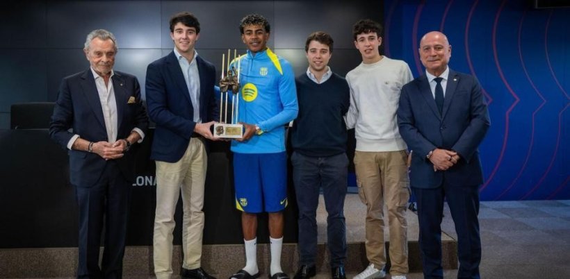 كورة استريم |لامين يامال يفوز بجائزة ألدو روفيرا