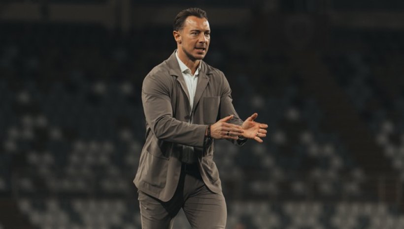 كورة استريم |يايسله يستبعد 3 أجانب من قائمة الأهلي أمام الشباب